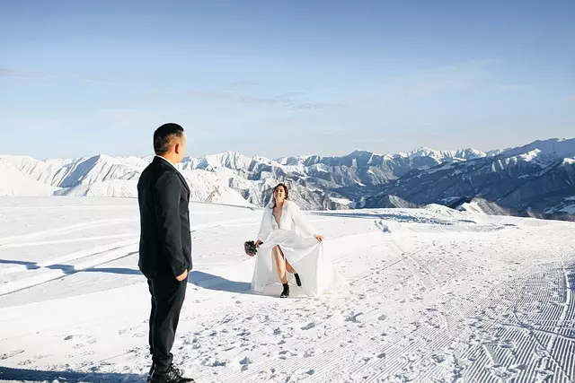 Communication: Nurturing a Strong Bond in Your Marriage (Kaiser Counsel)