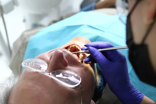 dentist-640x480-15245559.jpeg