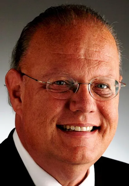 clinicas del dr. cazares