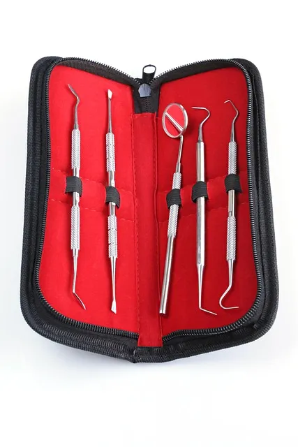 Dentist
